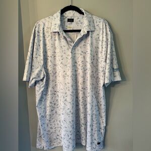 Greg Norman CollectionShark Pattern Shirt in Light Blue and Gray